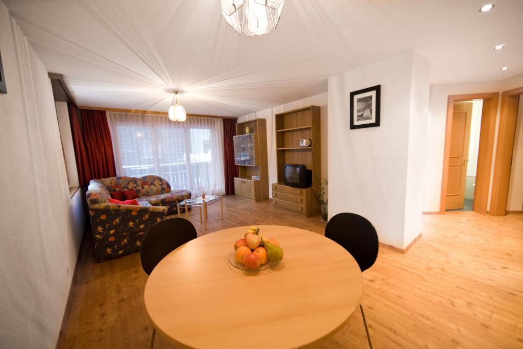 Haus Perelia C Apartment Zermatt Room photo